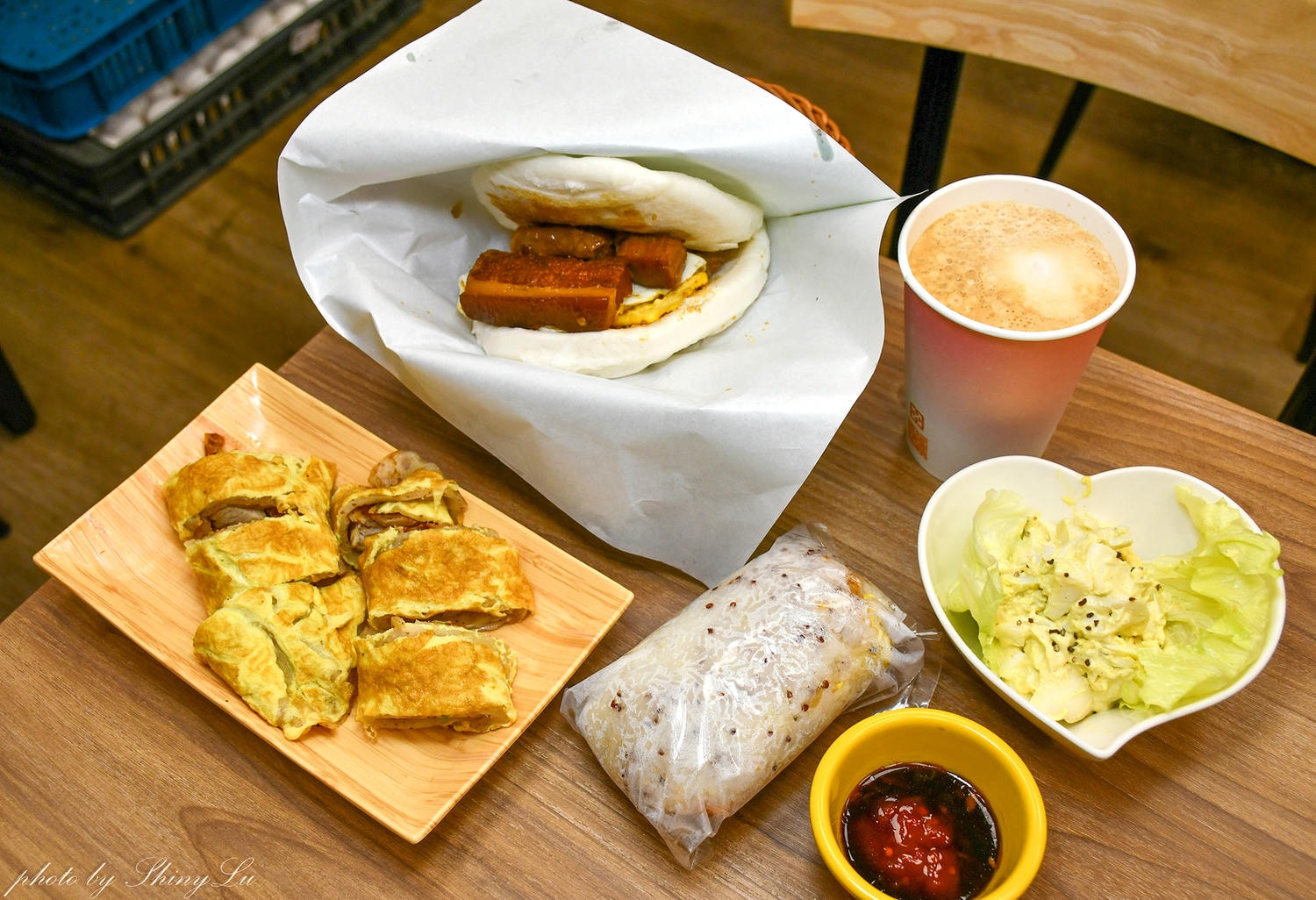 日十。泰山仁德店│古早味的手工粉漿現煎蛋餅│泰山早午餐推薦