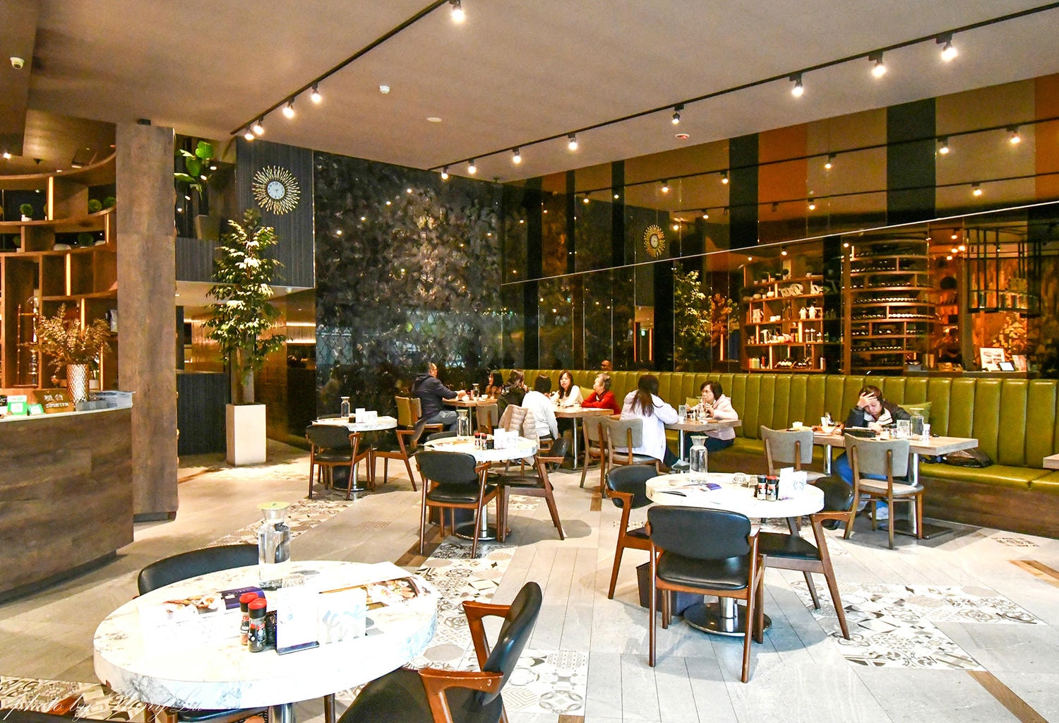 布納咖啡館林口館│有質感的早午餐 │低消一杯飲料不限時│林口不限時咖啡廳推薦　