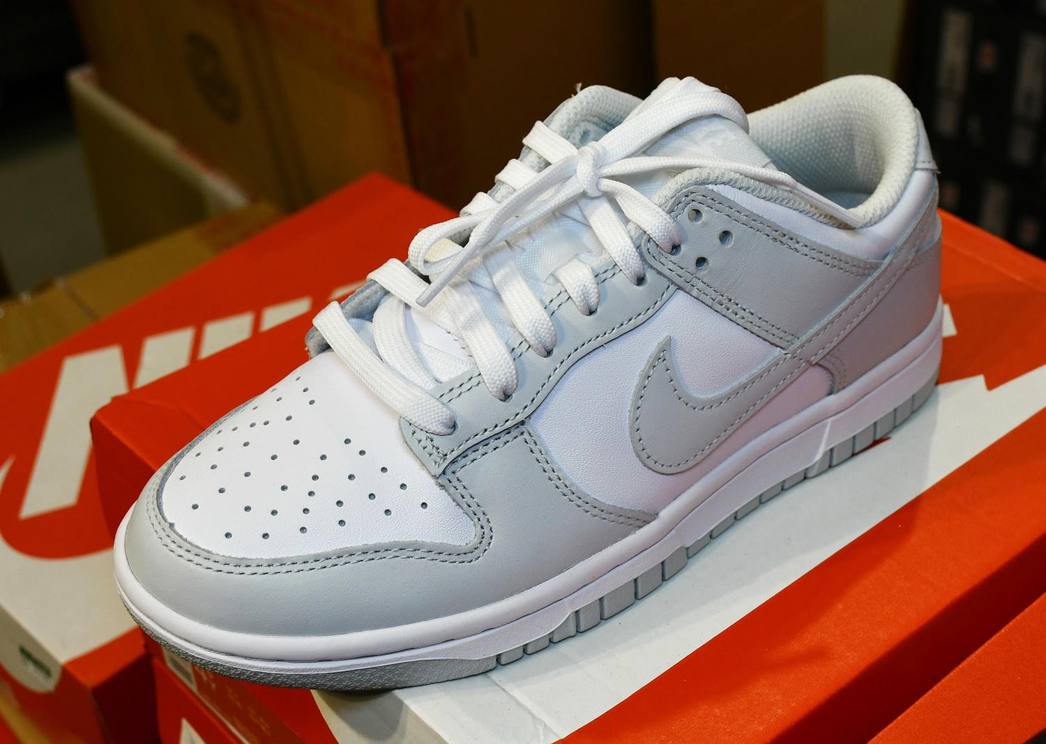鞋控集合！忠孝敦化站Nike年度特賣開跑！二雙3000元起，FILA只要五折