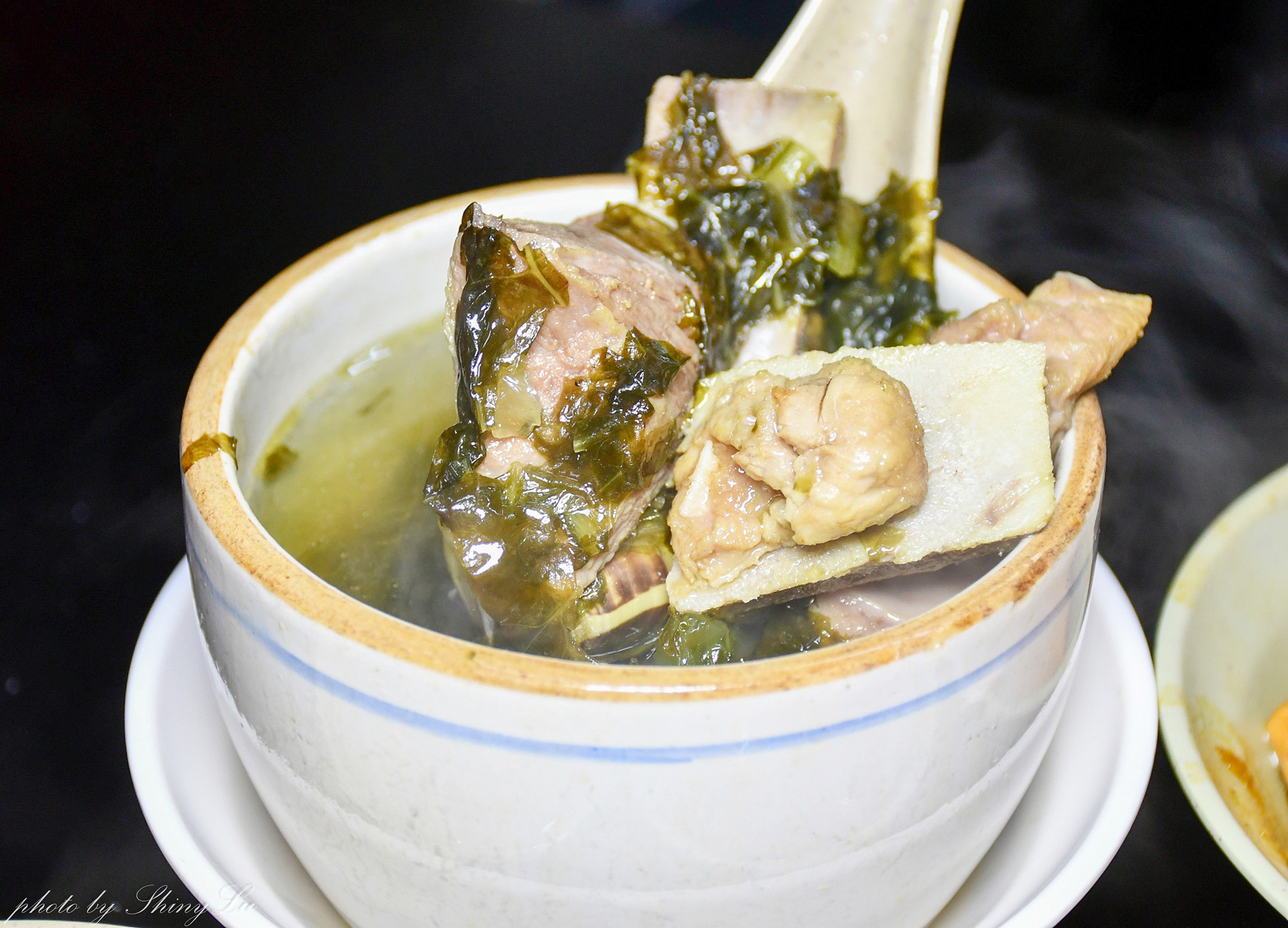 三重排隊美食│今大魯肉飯│扒菜排骨湯勝過魯肉飯