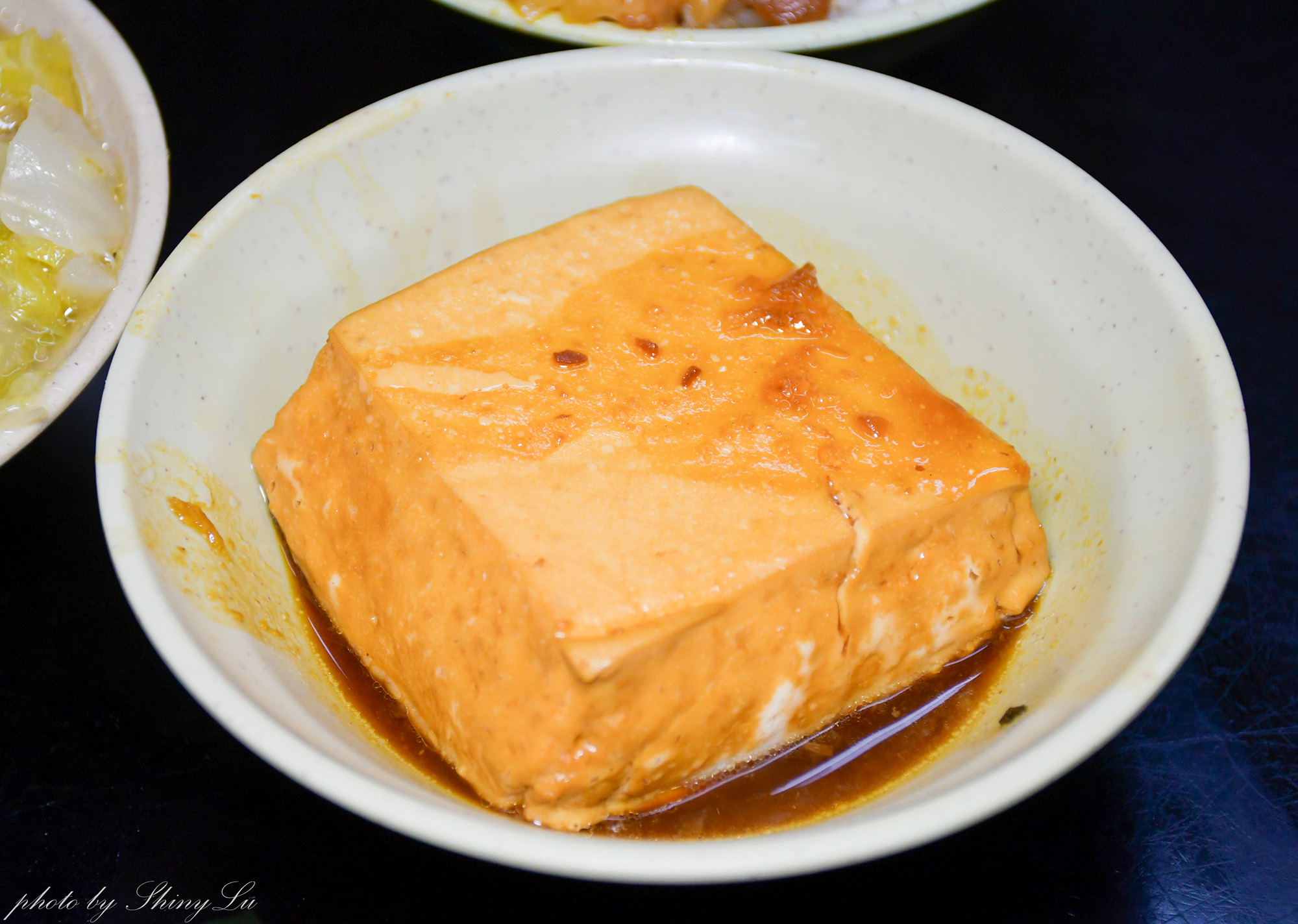 三重排隊美食│今大魯肉飯│扒菜排骨湯勝過魯肉飯