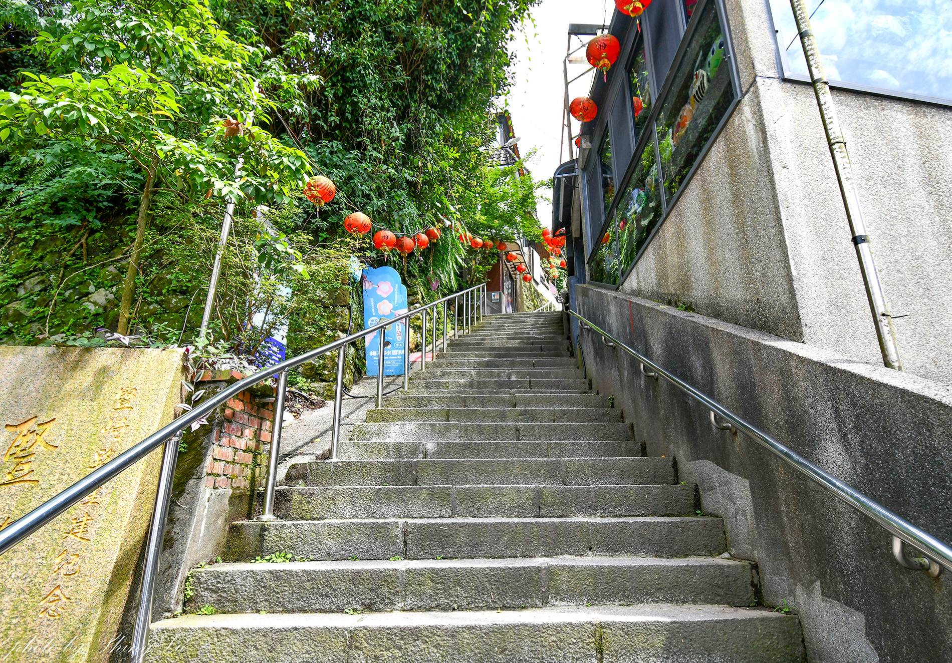 九份老街咖啡廳│Lickato貓十五│欣賞無敵山景邊吃冰淇淋