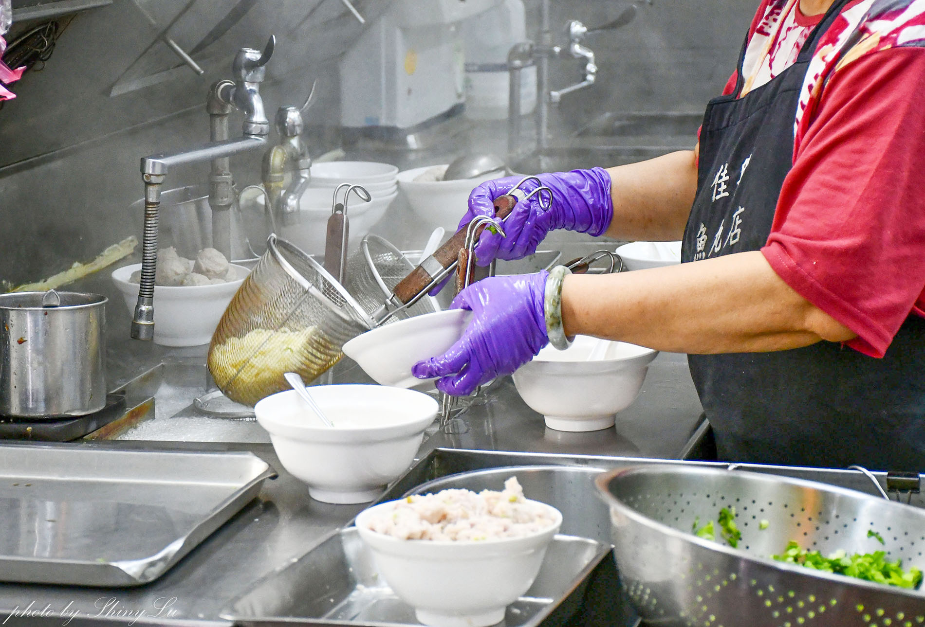 佳興魚丸店│大稻埕70年老店│爆漿魚丸口感超Ｑ│大橋頭站美食