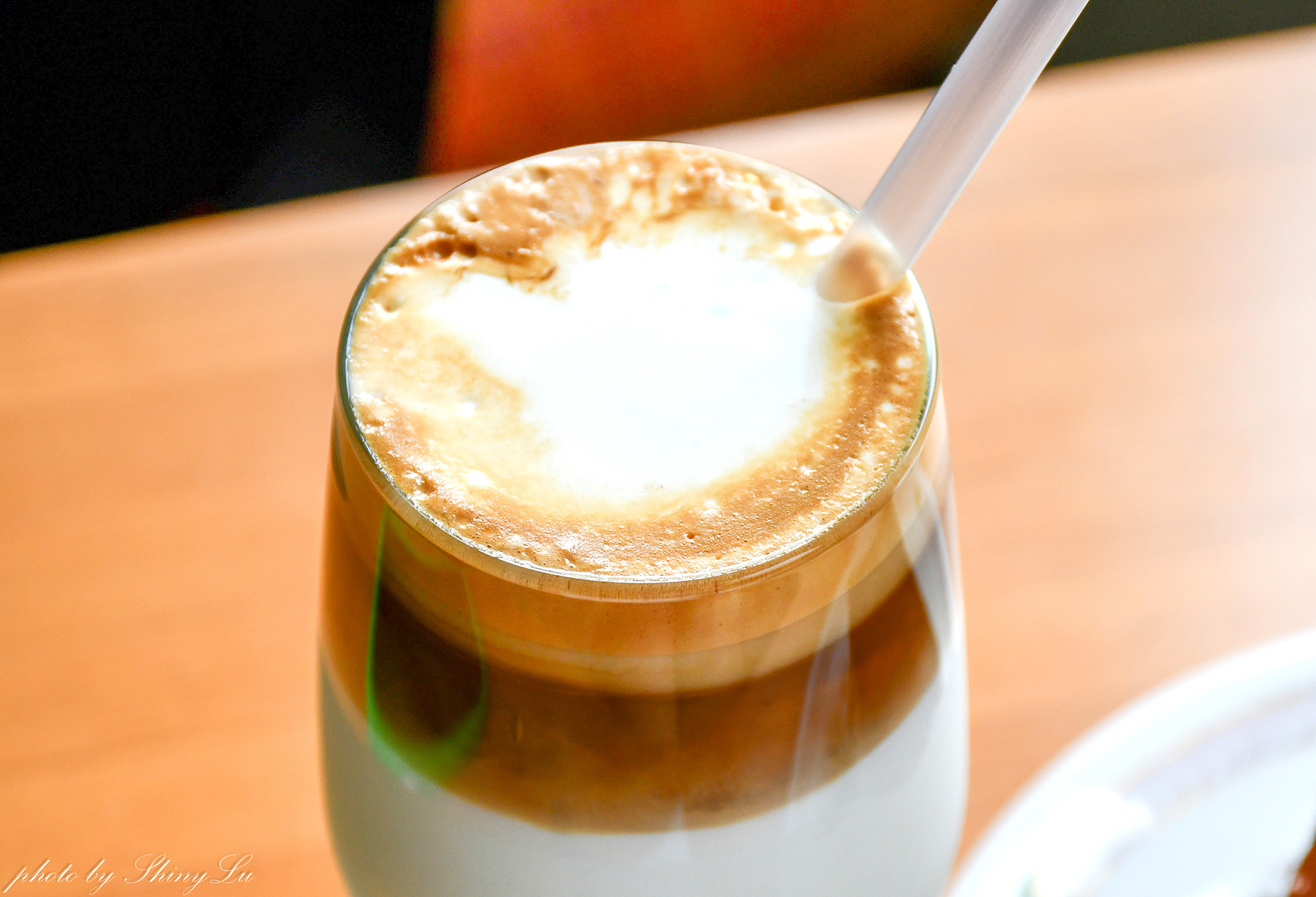 LOKA CAFE│隱身在老公寓二樓│懷舊氛圍歲月感│基隆港口咖啡廳推薦