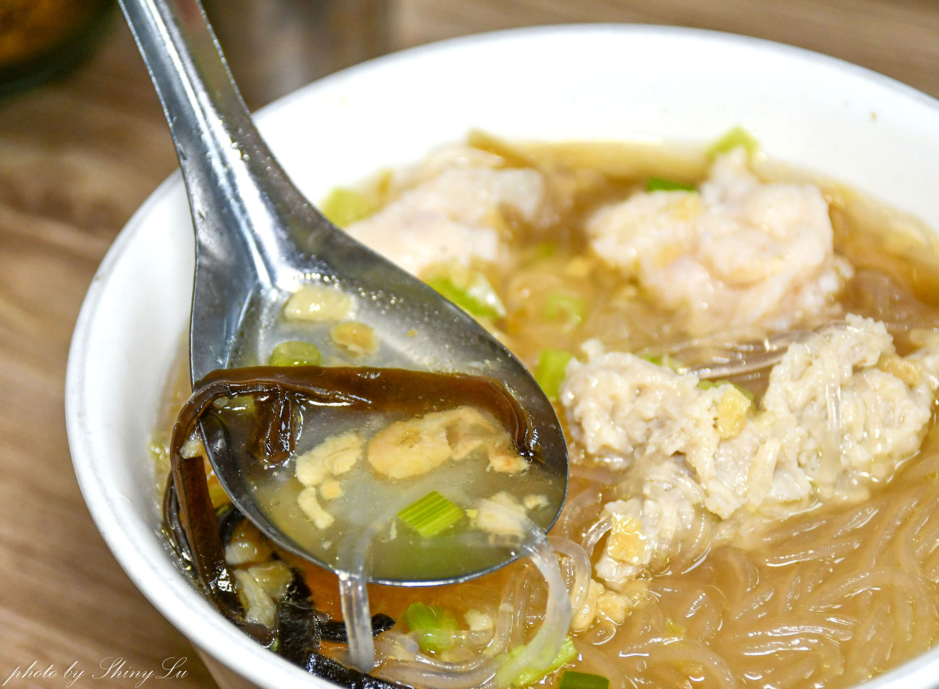 金茶壺八寶冬粉│基隆廟口美食70年老店│想吃還要抽號碼牌