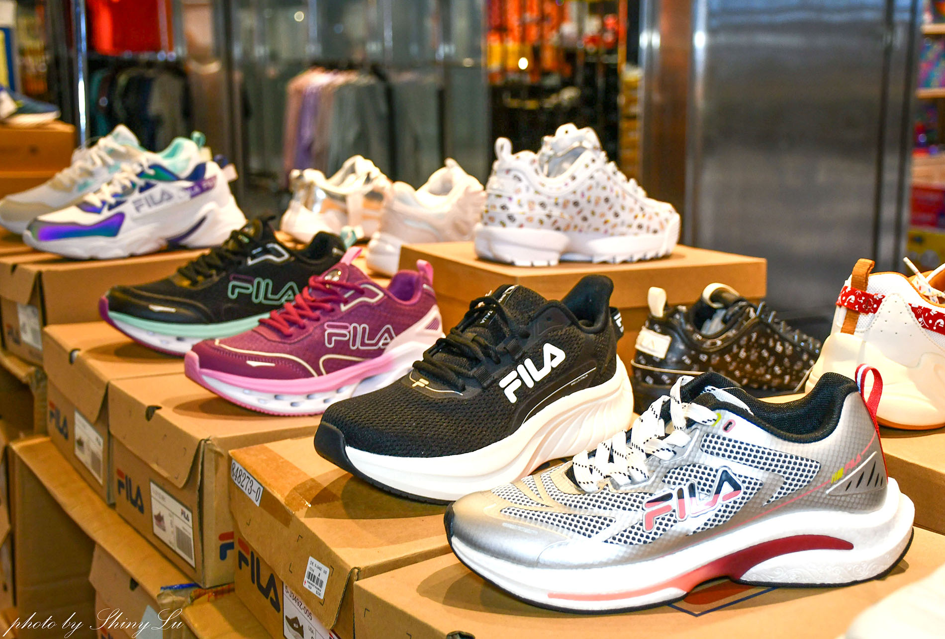 2026台北超好買的Nike特賣會,FILA、Mizuno羽排鞋第二雙10元,Dunk零碼二雙3000,新款二雙九折(王子運動用品特賣) - 第10張圖 2026台北超好買的Nike特賣會,FILA、Mizuno羽排鞋第二雙10元,Dunk零碼二雙3000,新款二雙九折(王子運動用品特賣)