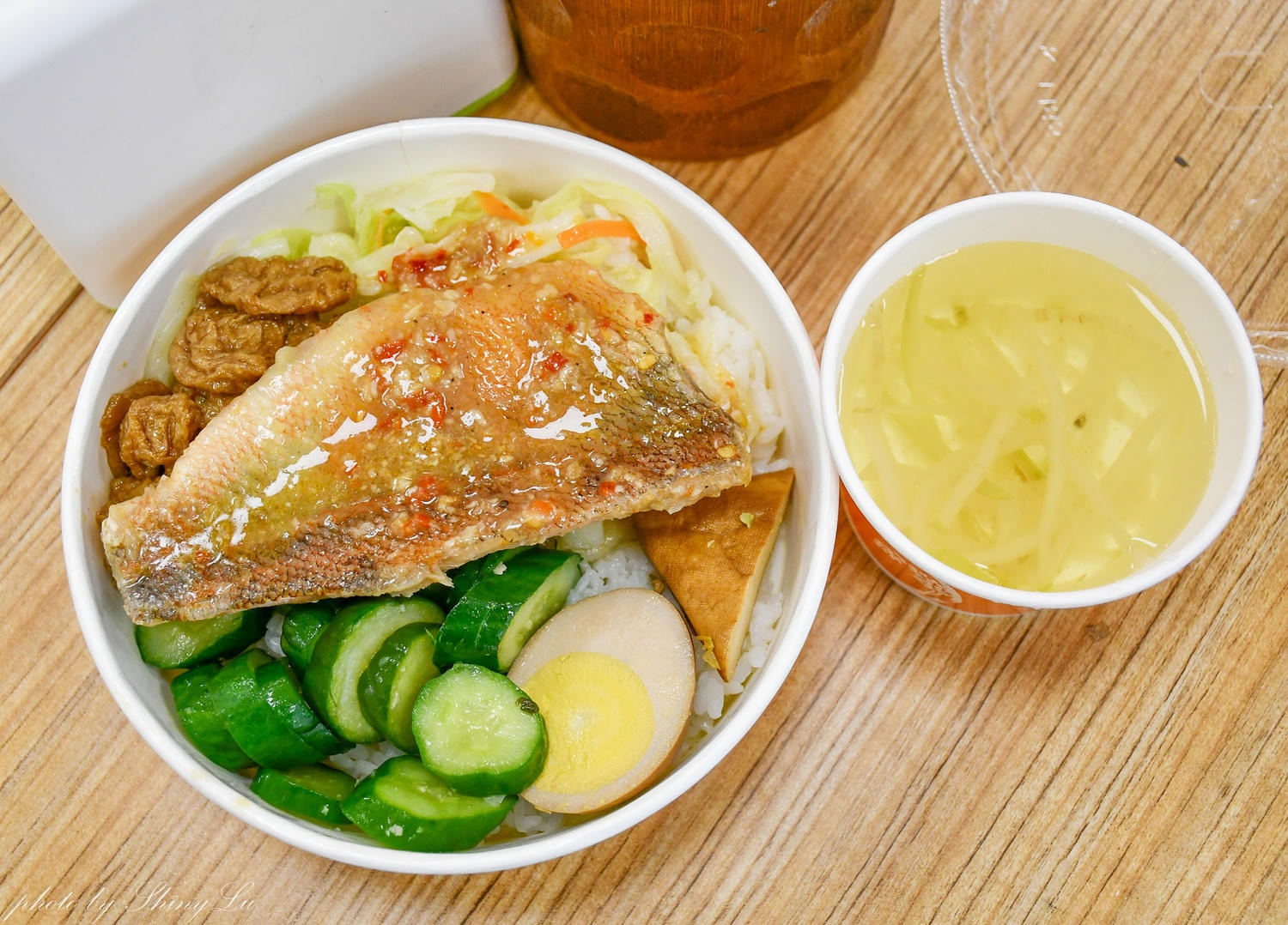 大稻埕便當推薦│悟饕池上飯包台北東陽店│蒜蒜紅石斑飯包
