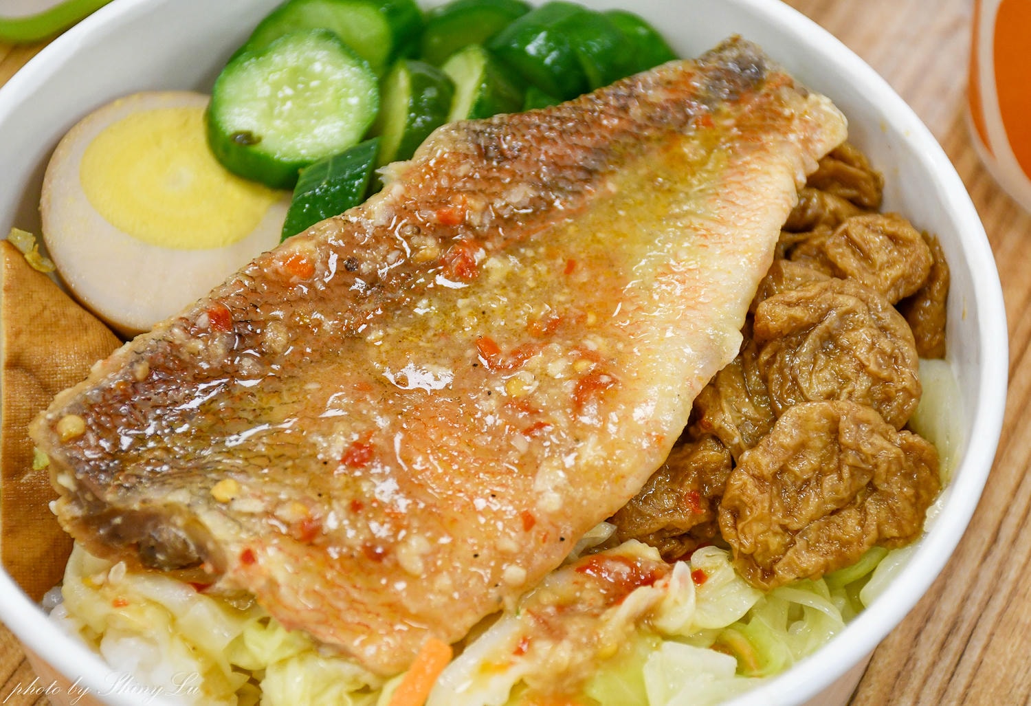 大稻埕便當推薦│悟饕池上飯包台北東陽店│蒜蒜紅石斑飯包