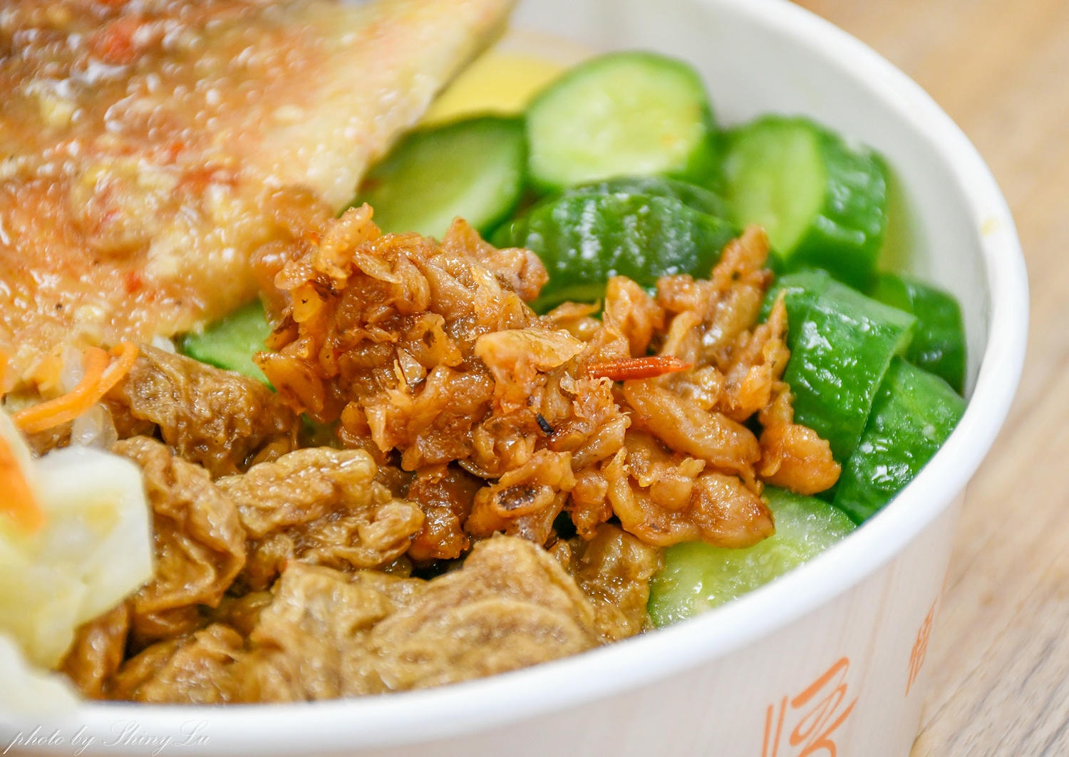 大稻埕便當推薦│悟饕池上飯包台北東陽店│蒜蒜紅石斑飯包