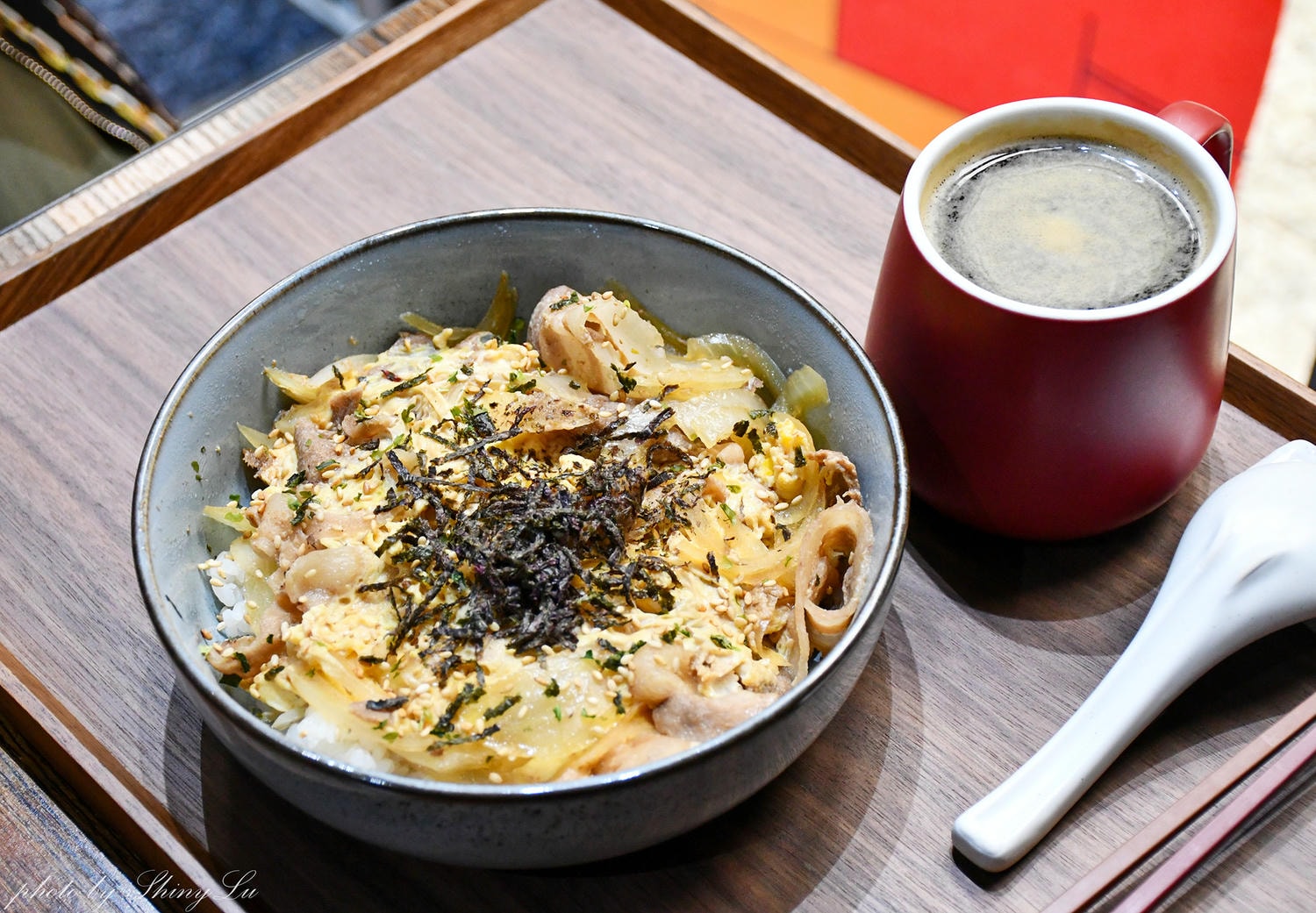 A7咖啡廳【爅 • 關東煮｜烏龍麵｜日式丼飯｜咖啡輕食】室內設計的複合式餐廳