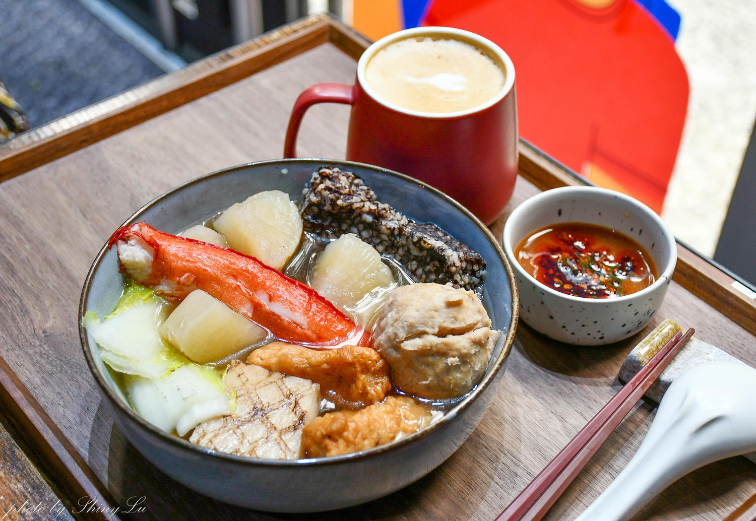 A7咖啡廳【爅 • 關東煮｜烏龍麵｜日式丼飯｜咖啡輕食】室內設計的複合式餐廳