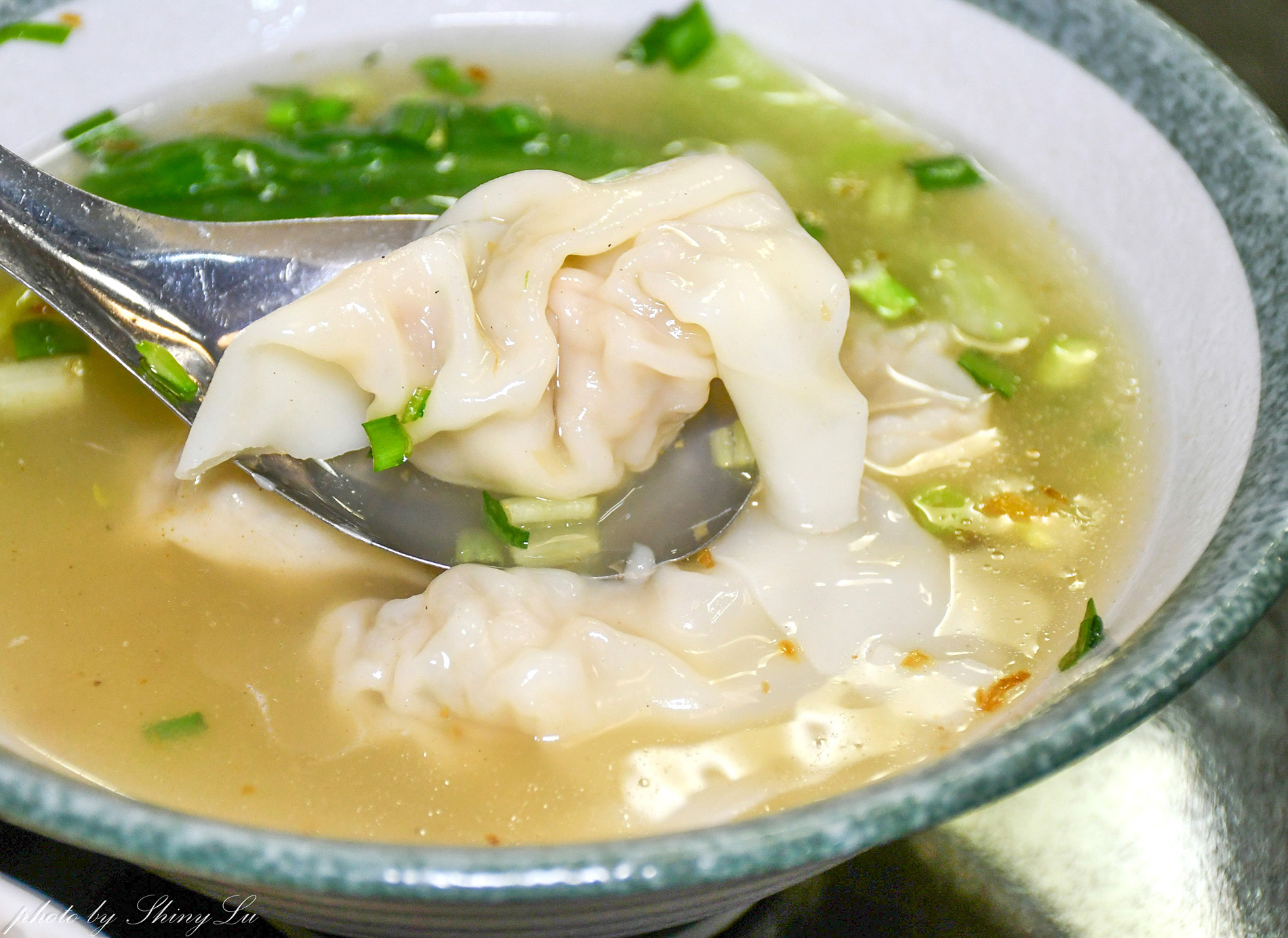 龍潭滷肉飯推薦│龍潭翹鬍子│看似不起眼的小店│滷肉飯有滿滿筍絲