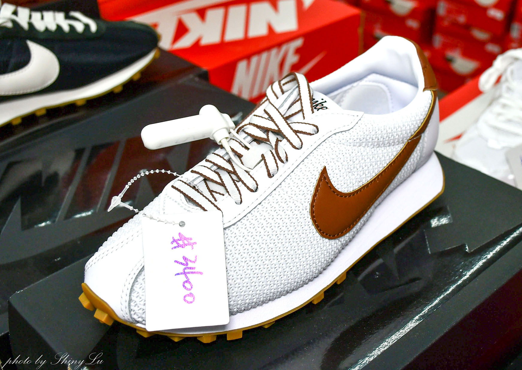 NIKE鞋款特賣來了！中和環球對面限定優惠990元，最低三折起，款式超新！Dunk、Air Jordan都買得到