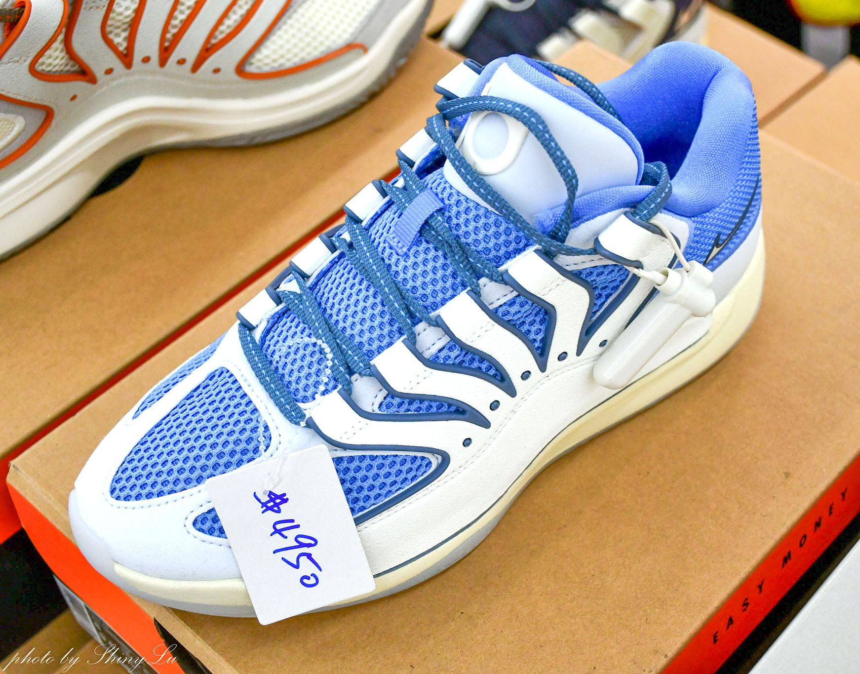 NIKE鞋款特賣來了！中和環球對面限定優惠990元，最低三折起，款式超新！Dunk、Air Jordan都買得到
