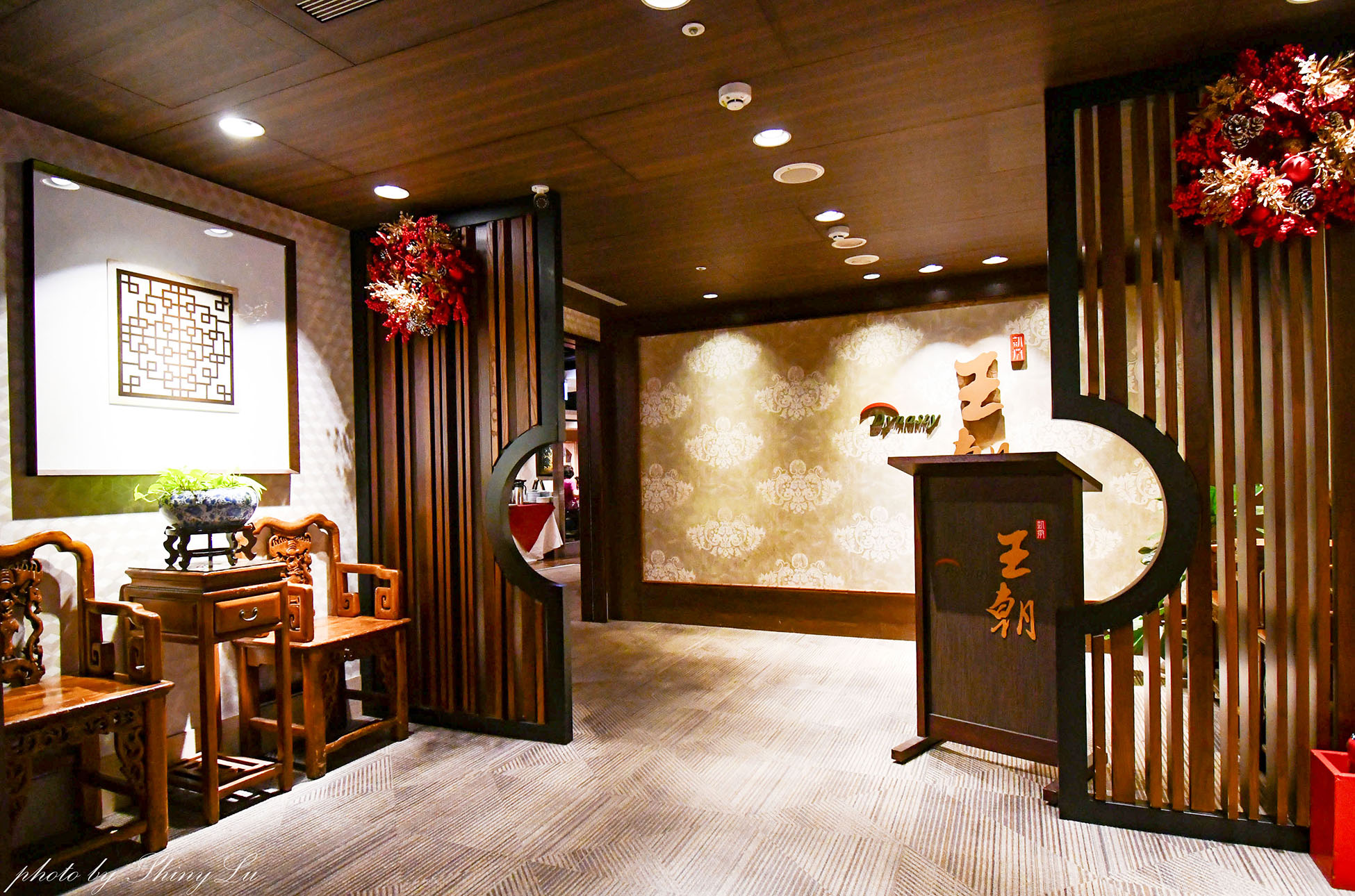 台北凱撒大飯店【王朝餐廳】四人合菜才二千出頭，好吃又精緻