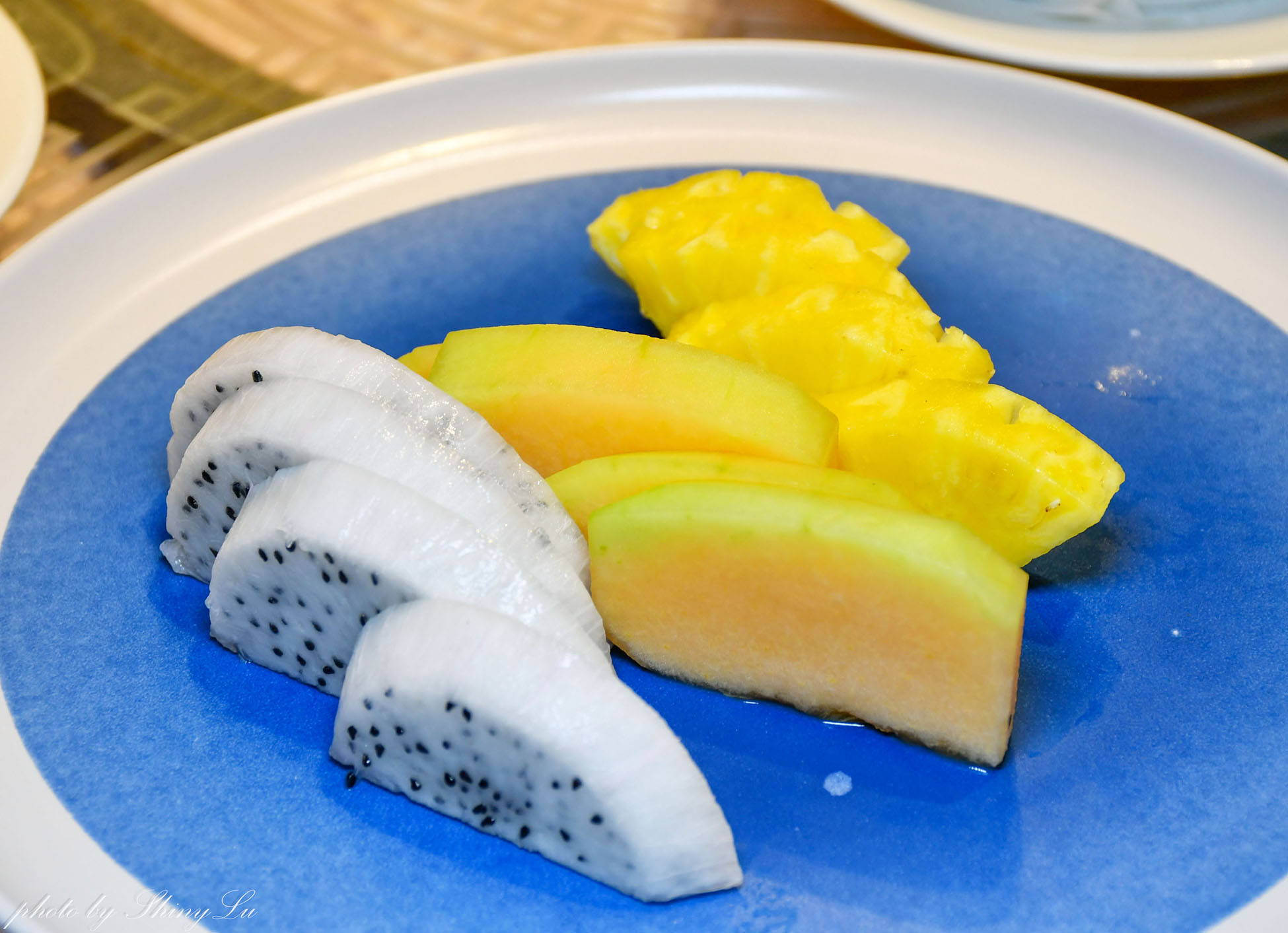 台北凱撒大飯店【王朝餐廳】四人合菜才二千出頭，好吃又精緻