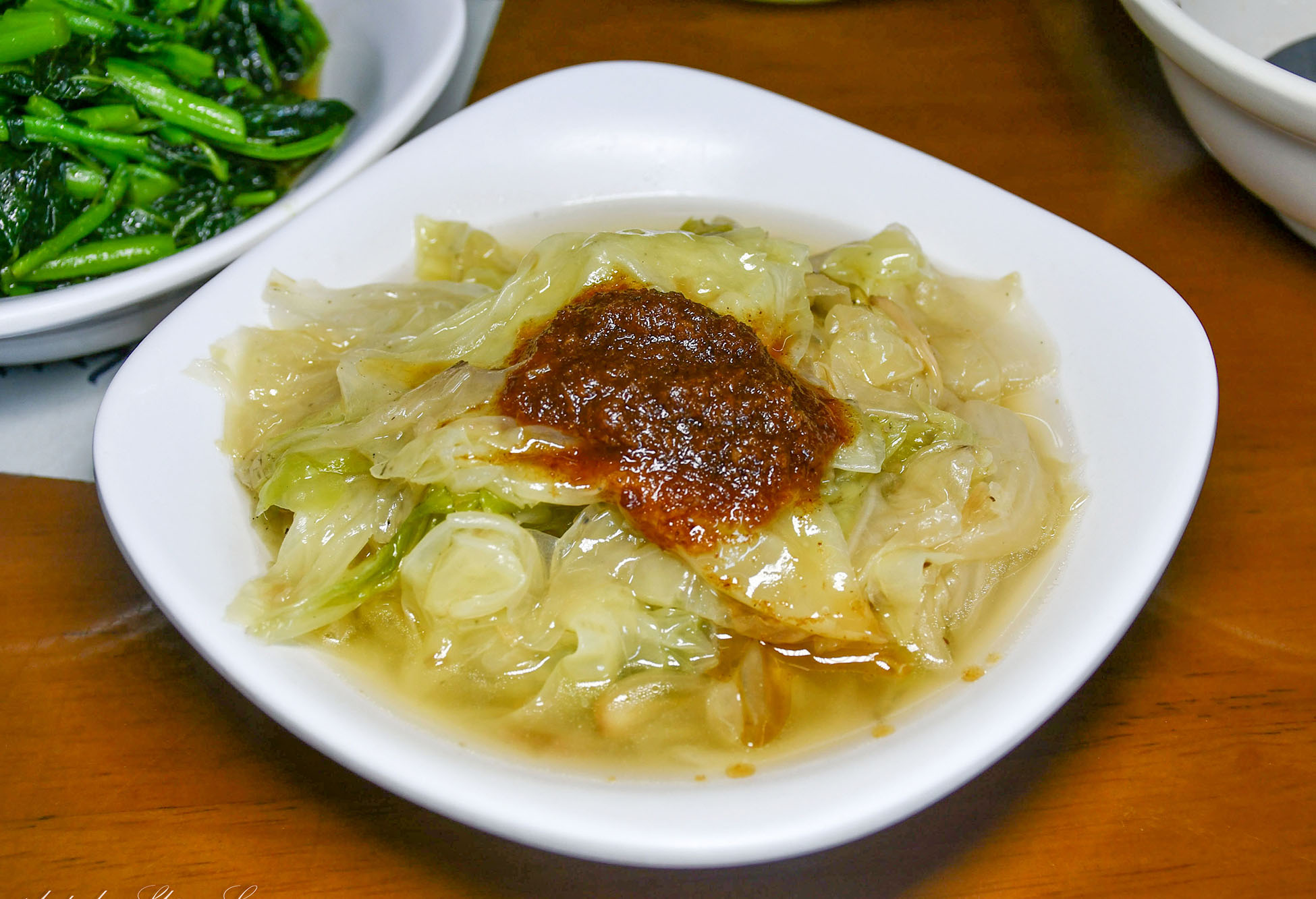 台灣味腳庫飯│有冷氣超涼│豬腳入口即化│埔里腳庫飯推薦