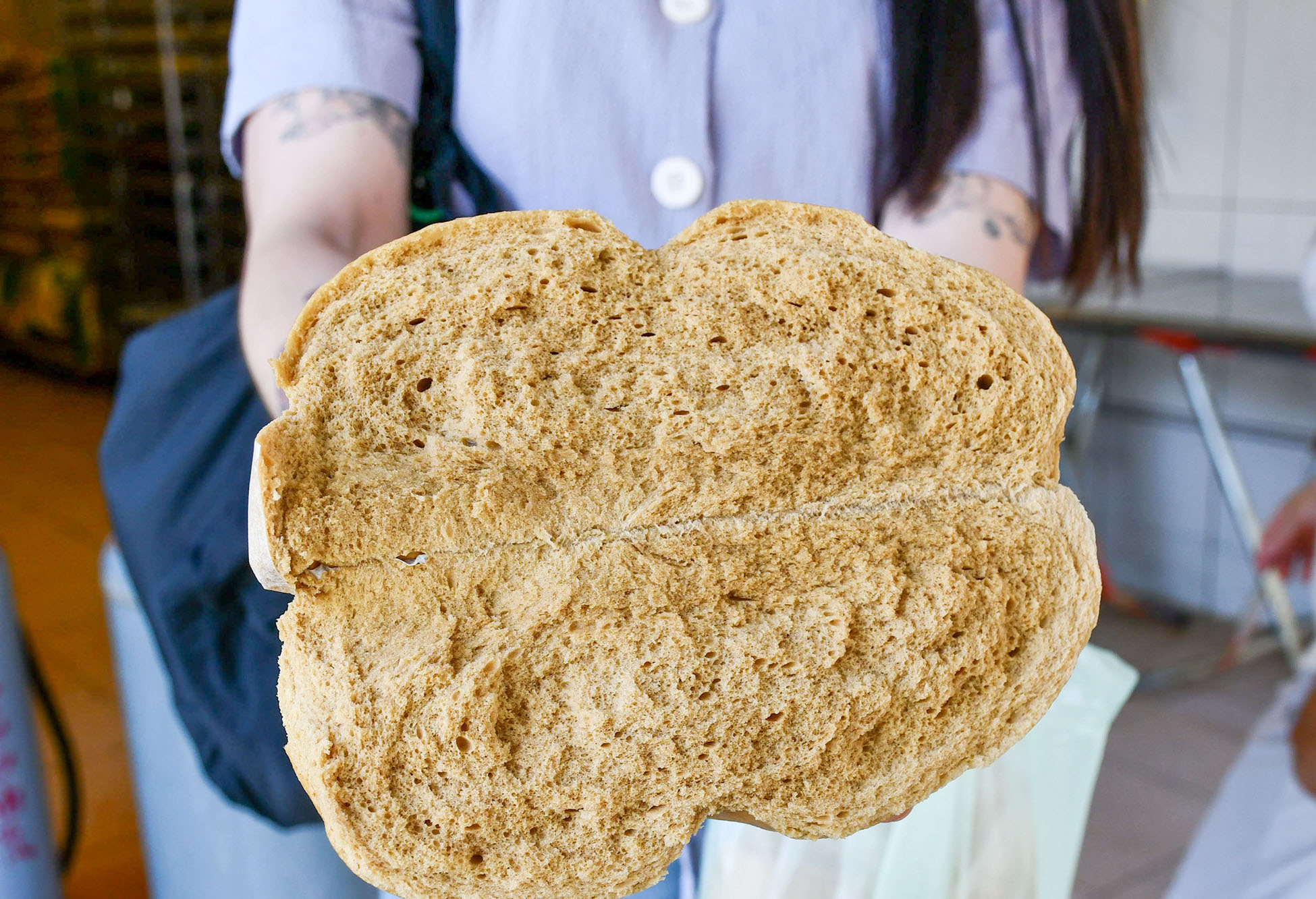 大城黑糖饅頭│埔里美食必吃│比臉大黑糖饅頭只要45元│不到一小時賣完 - 第11張圖 大城黑糖饅頭│埔里美食必吃│比臉大黑糖饅頭只要45元│不到一小時賣完