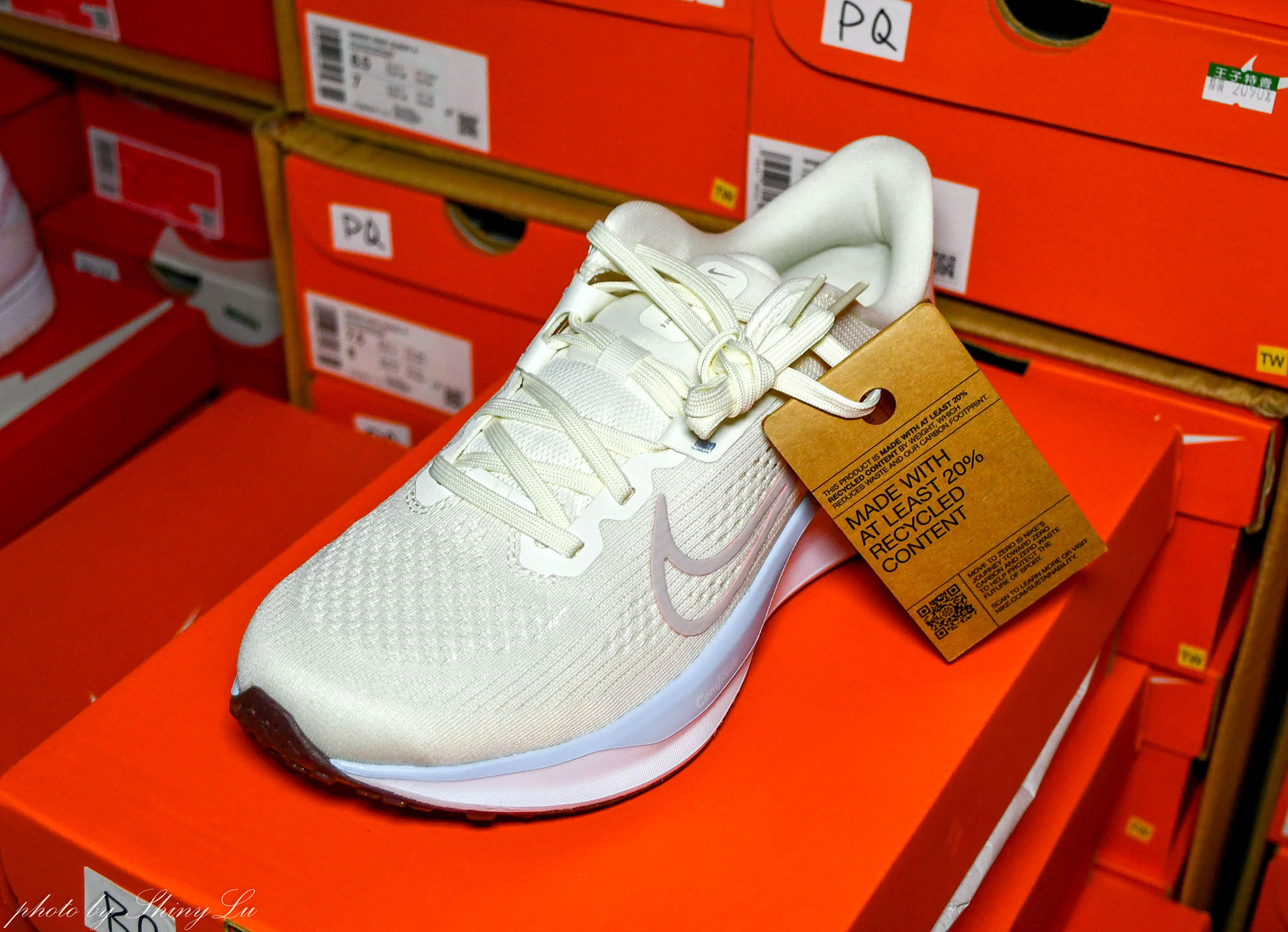 只有十天!桃園人趕快去買! NIKE 鞋款特賣有夠超值,FILA、Mizuno第二雙10元,Adidas板鞋/Nike運動鞋二雙3000,新款二雙九折(王子運動用品特賣) - 第31張圖 只有十天!桃園人趕快去買! NIKE 鞋款特賣有夠超值,FILA、Mizuno第二雙10元,Adidas板鞋/Nike運動鞋二雙3000,新款二雙九折(王子運動用品特賣)