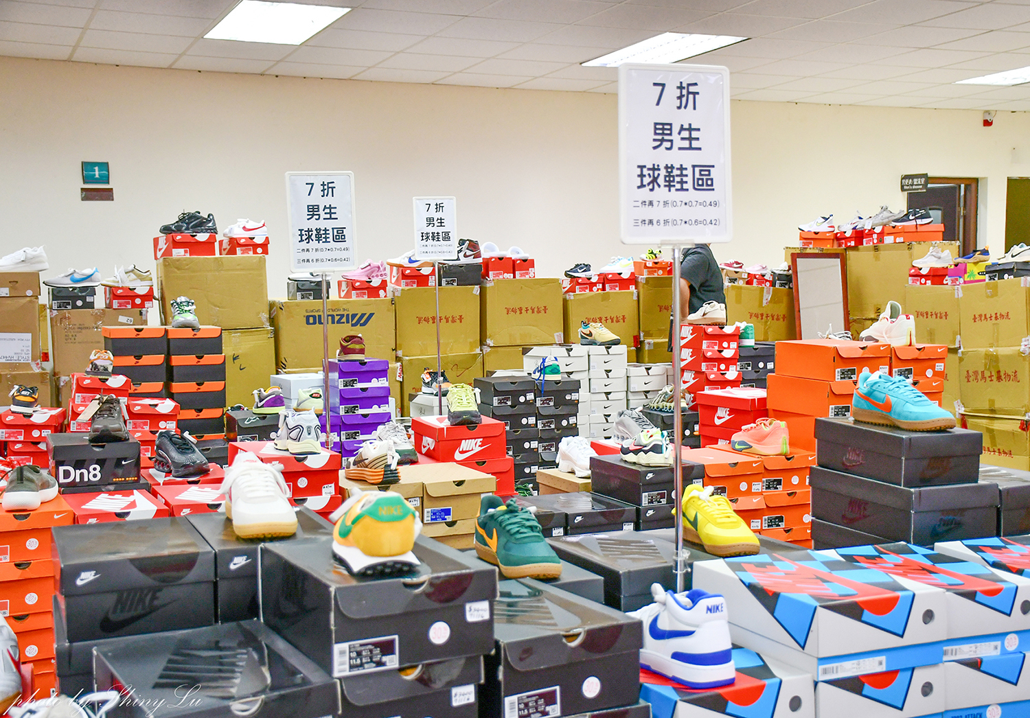 新竹科學園區Nike特賣出清990元，最低三折起，款式超新！Dunk、Air Jordan都買得到