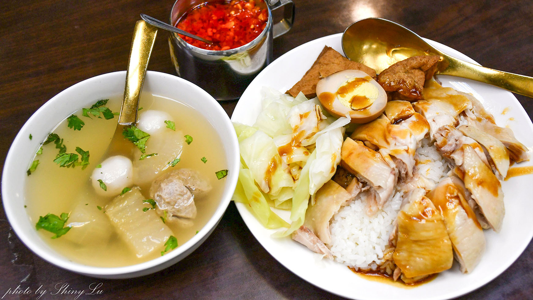 北車雞肉飯推薦│鑫耀鑫│口感超水嫩