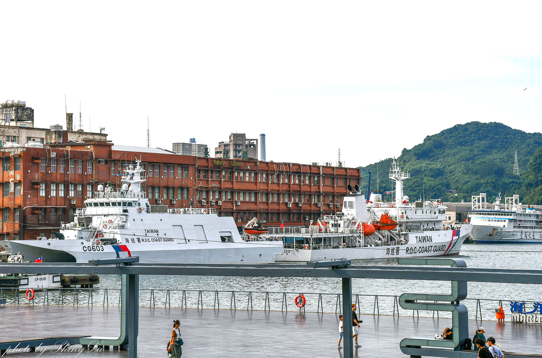 基隆平價住宿│中華郵輪文旅│海港第一排│入住享鋼刀按摩