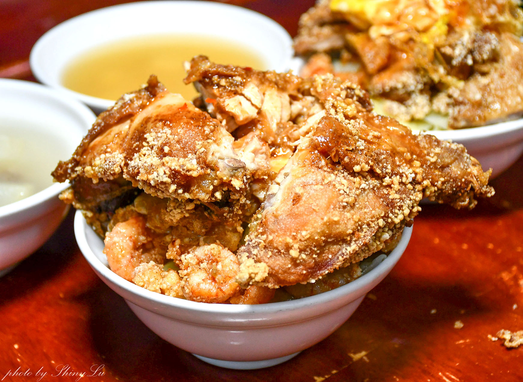 天天鮮排骨飯，隱身巷子裡，高人氣基隆便當推薦