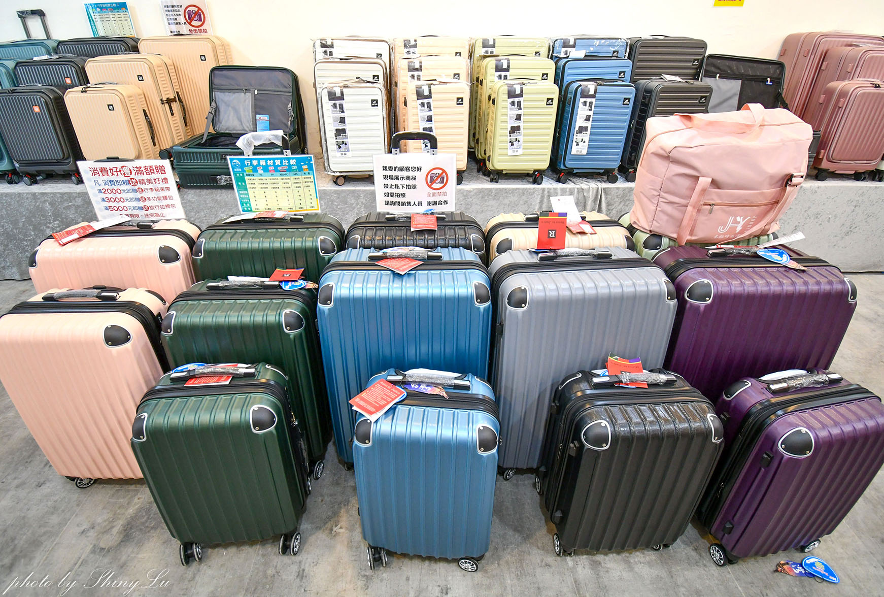 【2026新店行李箱特賣】工廠直營！行李箱/登機箱990元起！一年保固終身為修，消費滿額還送旅行拉桿包（加賀屋行李箱）