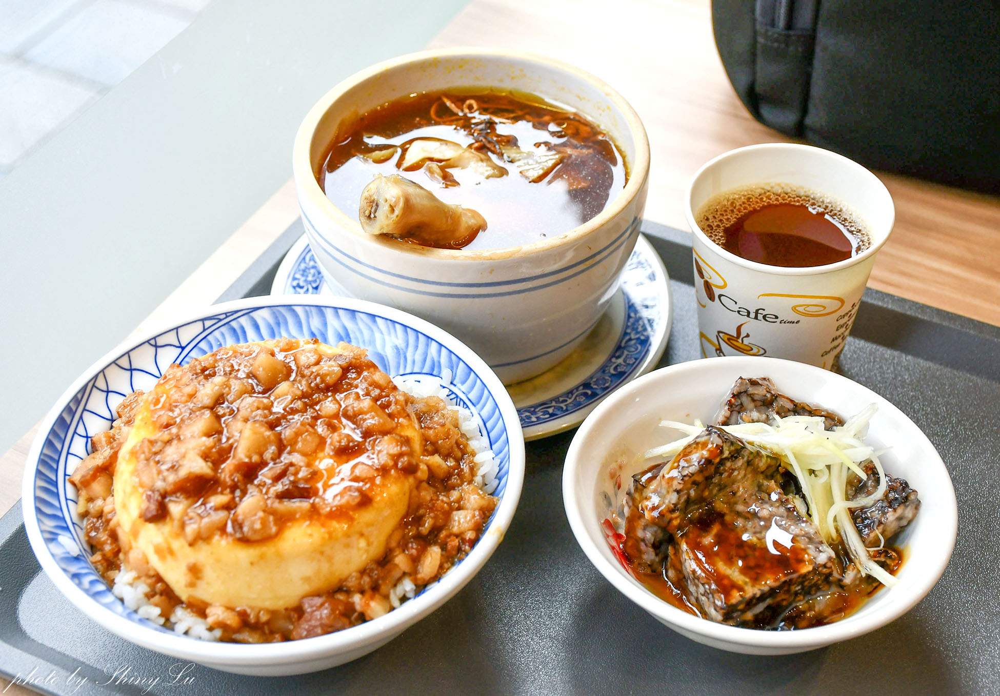 林口蒸蛋滷肉飯│熹湯舖子│愛吃蒸蛋不能錯過，還有紅茶免費喝
