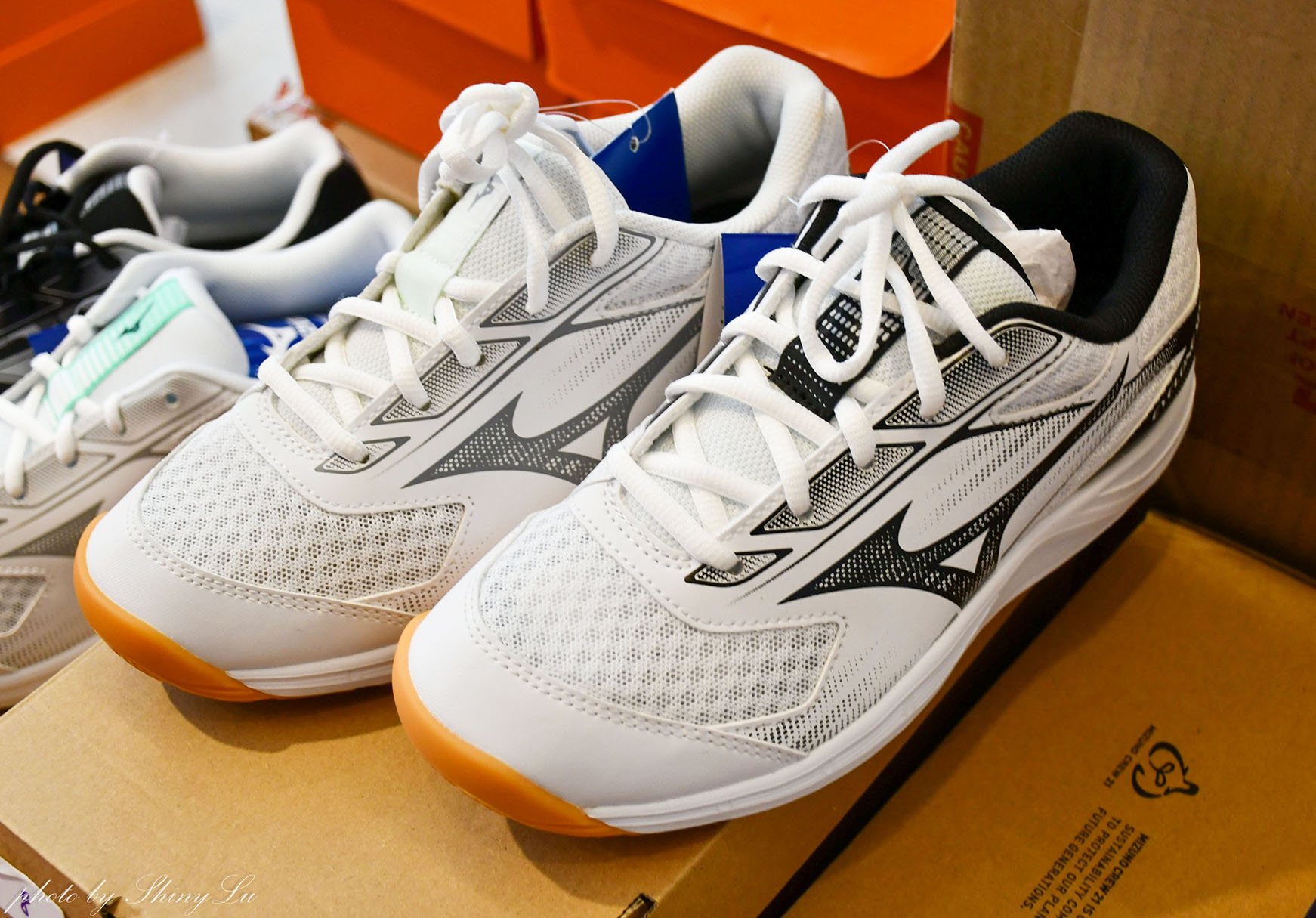 Nike運動鞋特賣🔥FILA加10元多一雙🔥Adidas板鞋/New Balance 327 零碼出清二雙3000（可刷卡） 王子運動用品特賣