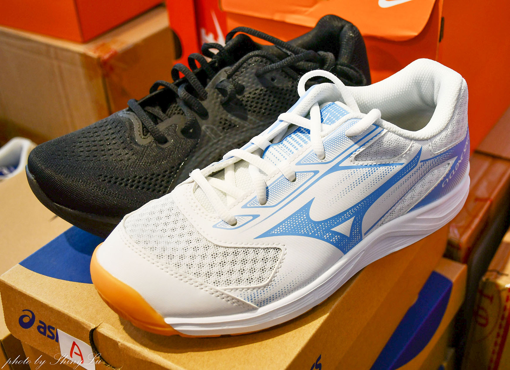 Nike運動鞋特賣🔥FILA加10元多一雙🔥Adidas板鞋/New Balance 327 零碼出清二雙3000（可刷卡） 王子運動用品特賣