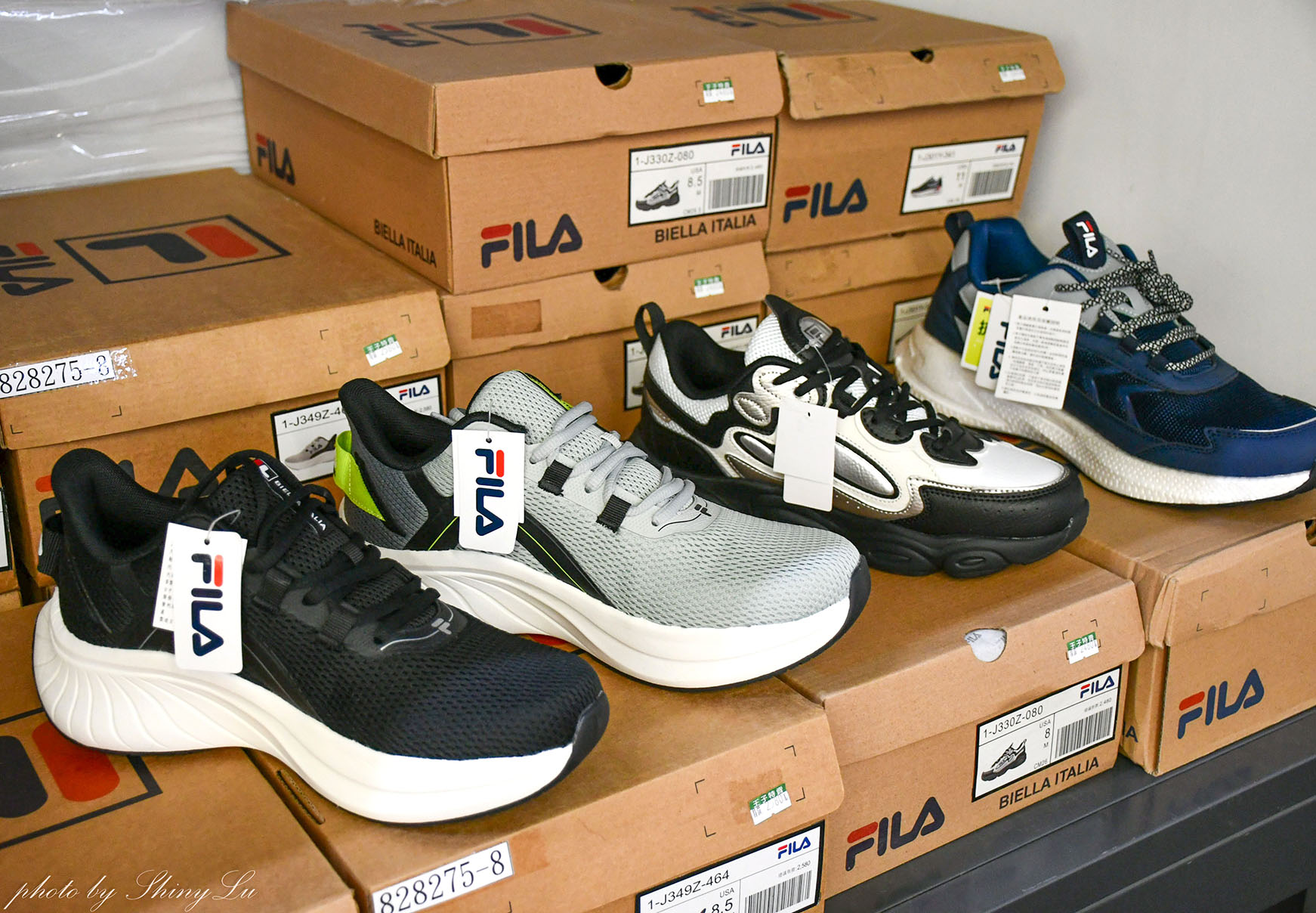 Nike運動鞋特賣🔥FILA加10元多一雙🔥Adidas板鞋/New Balance 327 零碼出清二雙3000（可刷卡） 王子運動用品特賣