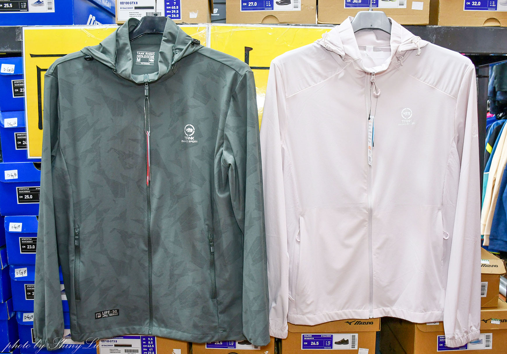 蘆洲Nike特賣會開跑!FILA、MIZUNO運動鞋第二雙10元!涼感衣只要288元,New Balance 327二雙3000,新款二雙九折(王子運動用品特賣) - 第15張圖 蘆洲Nike特賣會開跑!FILA、MIZUNO運動鞋第二雙10元!涼感衣只要288元,New Balance 327二雙3000,新款二雙九折(王子運動用品特賣)