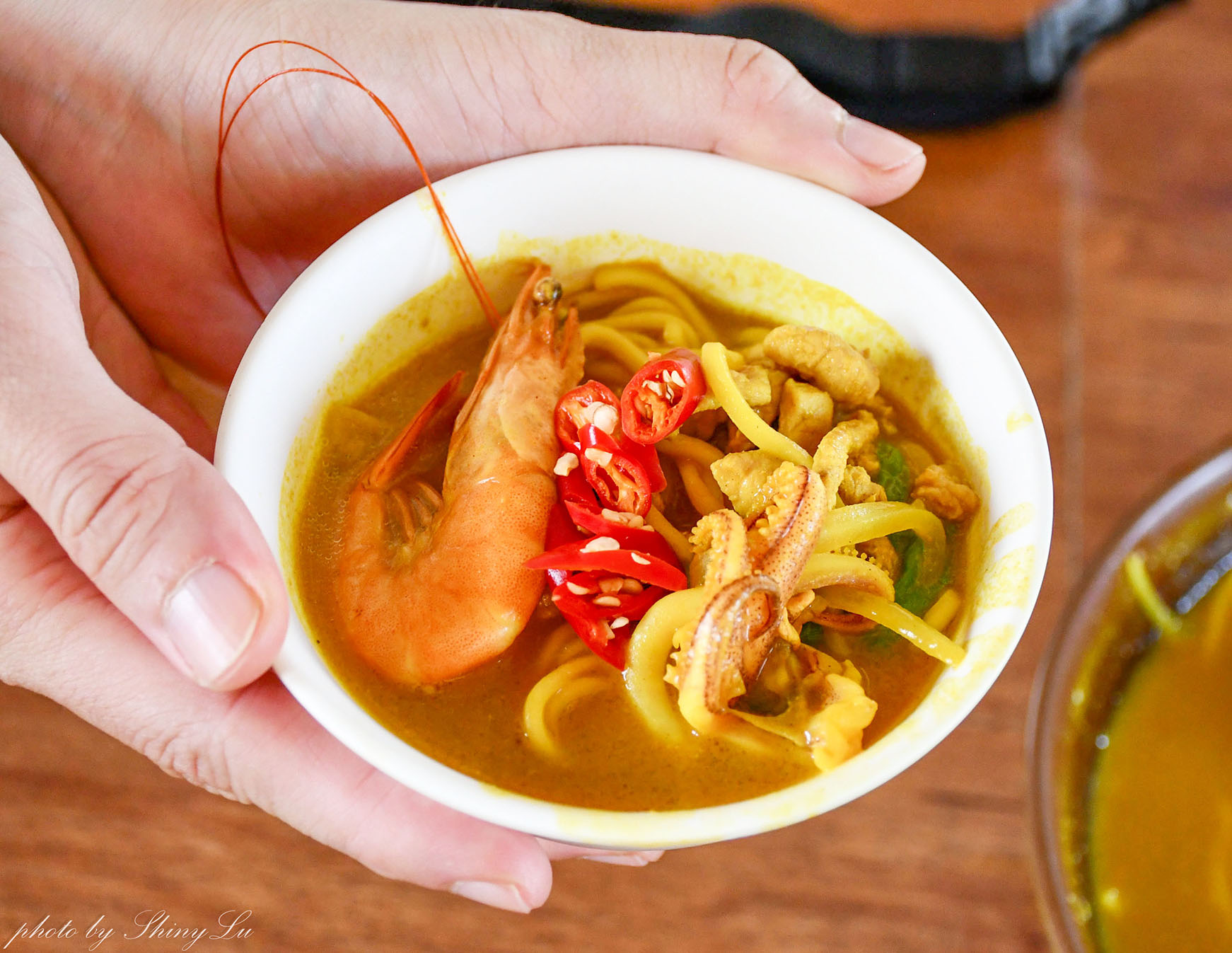 秀蓮什錦麵│早上八點吃咖哩麵！開在荒郊野外生意超好│瑞芳在地美食推薦