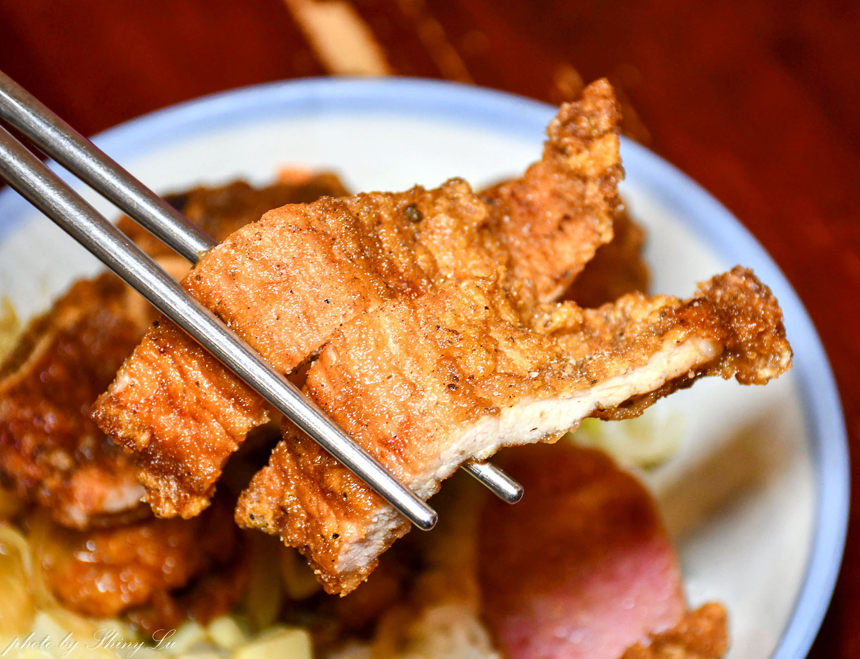 鶯歌老街美食│厚道飲食店│懷舊氛圍│推薦古早味排骨便當