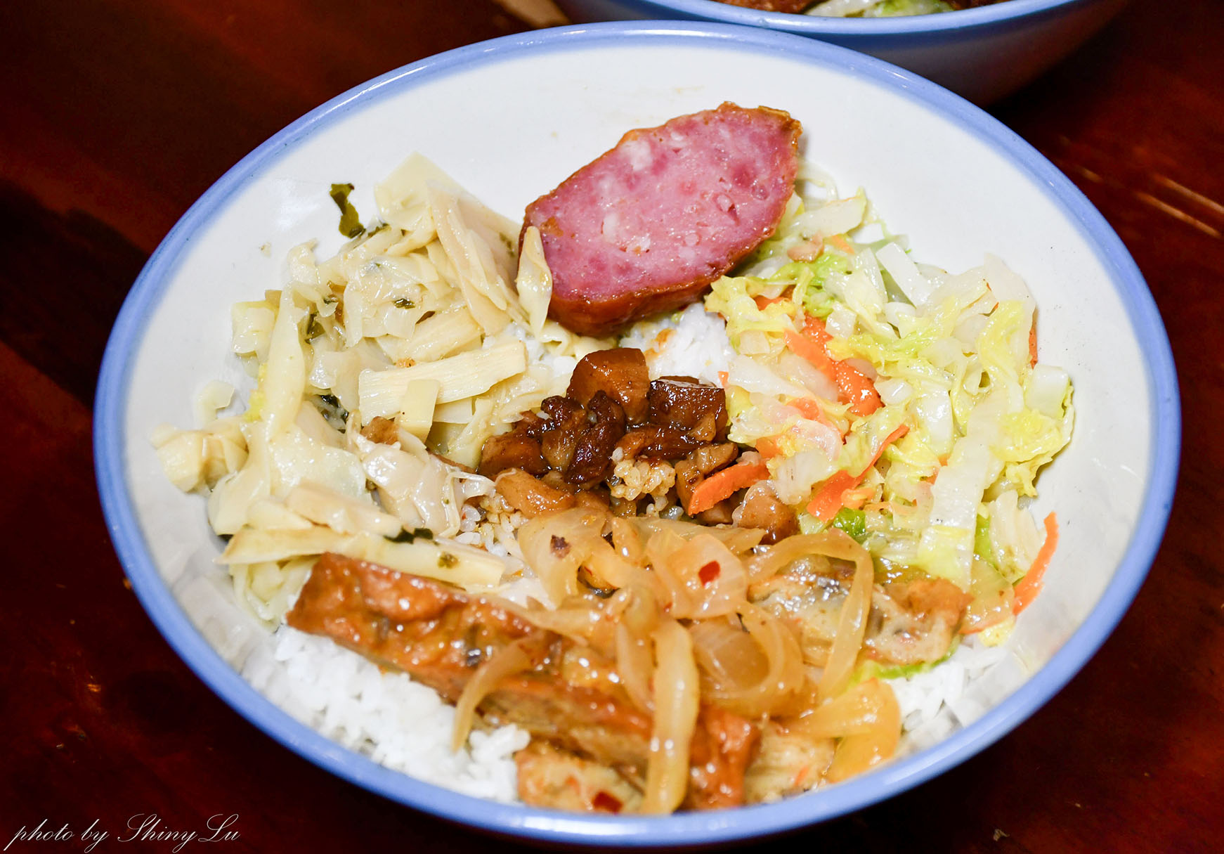 鶯歌老街美食│厚道飲食店│懷舊氛圍│推薦古早味排骨便當